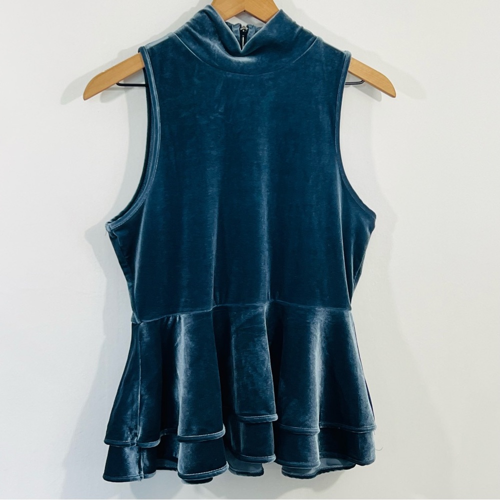 Torn By Ronny Kobo Icy Blue Velvet Sleeveless Gorgeous Peplum Top Size Medium - Picture 4 of 12